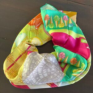 🧣 Marella 100% Mulberry Silk Scarf 🎈